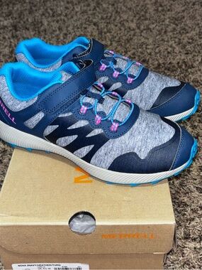 Merrell Girl's Youth Size 5.5 W Nova 2 Sneaker Navy Heather Turquoise MK165233